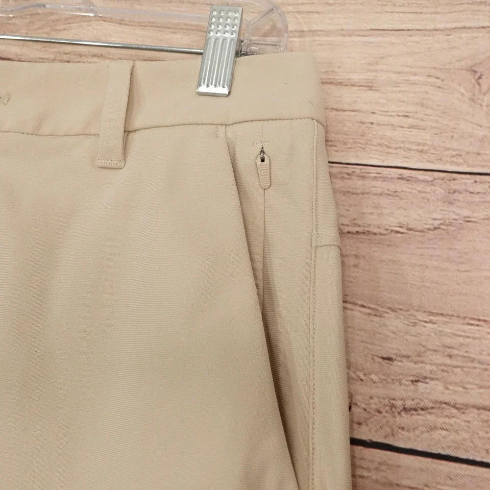 CRZ YOGA Shorts Mens 28 Beige Polyester Stretch 7 Inseam Casual Summer ABC